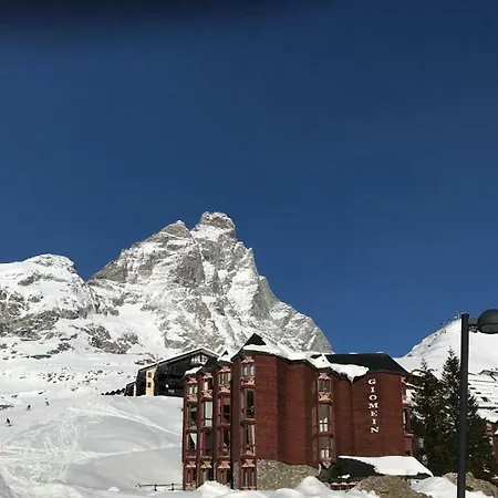 Apartment Giomein - Flat In Cervinia 50m From Slopes And City Centre *